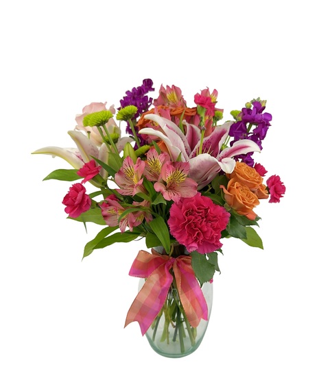 Warm summer colors in a cheerful arrangement.