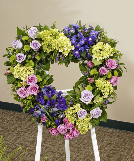 Regal - Heart Shaped Wreath